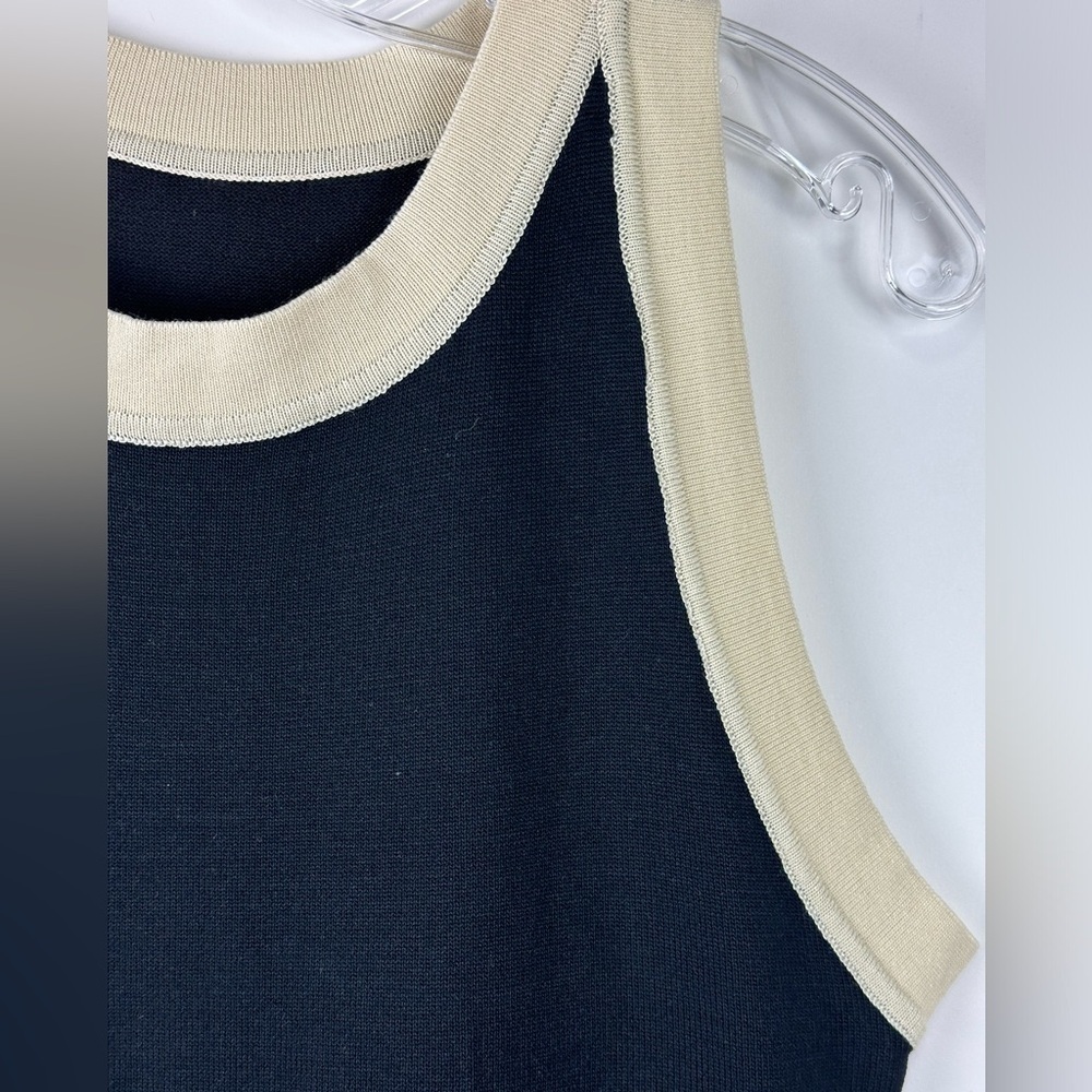 Commense Women's Knitted Monochrome Sleeveless Dress - Picture 2 of 7